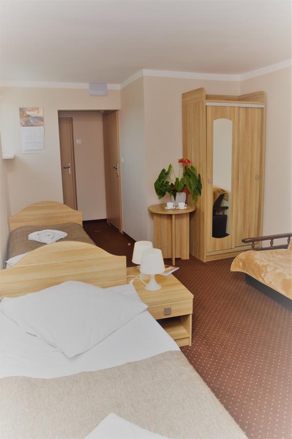 Osrodek Wypoczynkowy Varsowia Hotel Miedzywodzie Exterior photo
